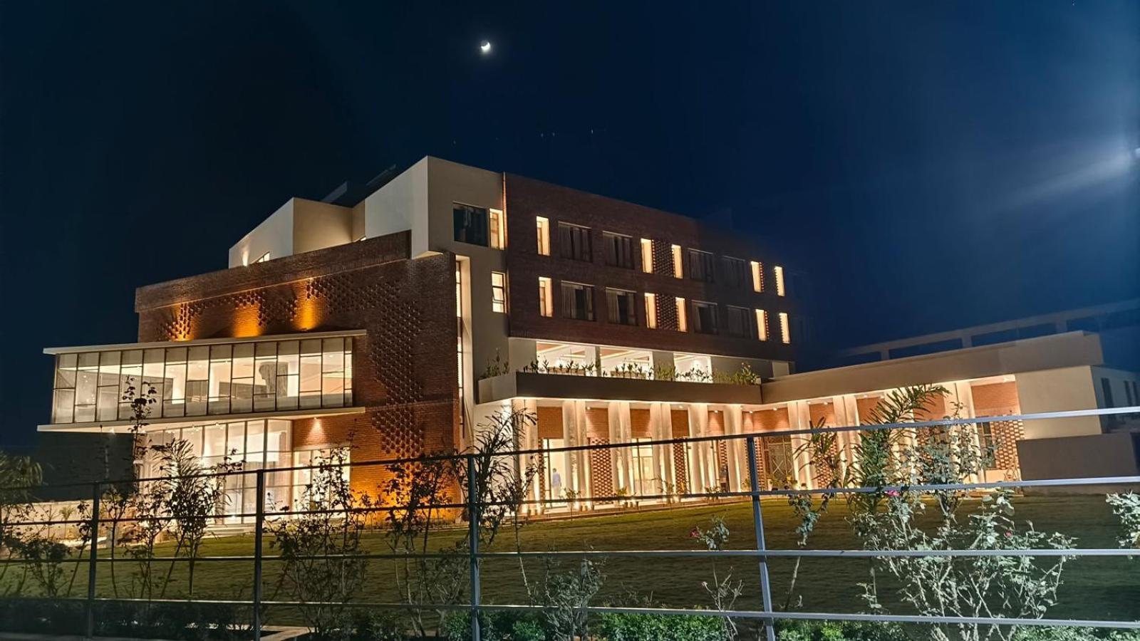 The Pearl Club Resort Shānti Niketan Kültér fotó