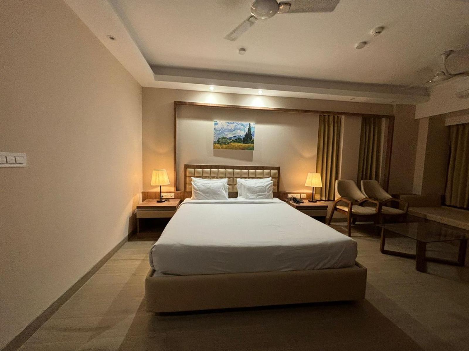 The Pearl Club Resort Shānti Niketan Kültér fotó