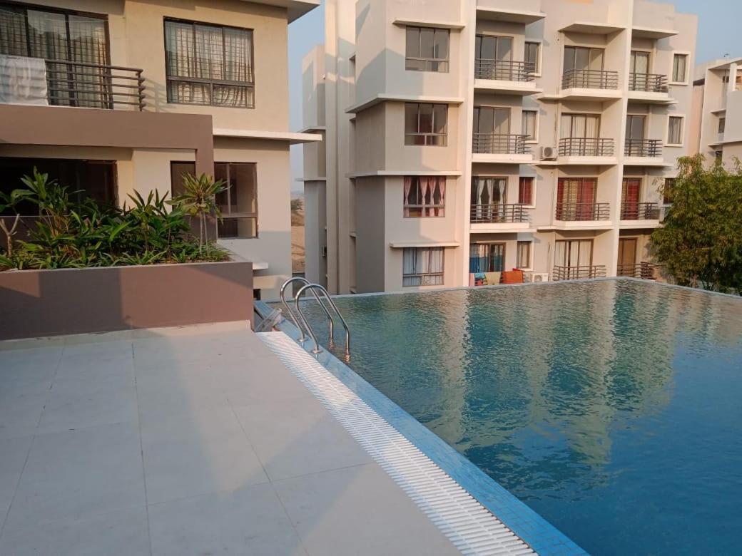 The Pearl Club Resort Shānti Niketan Kültér fotó