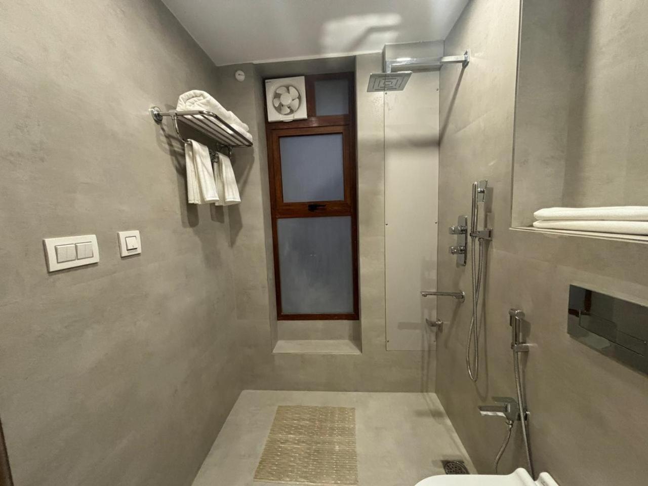 The Pearl Club Resort Shānti Niketan Kültér fotó