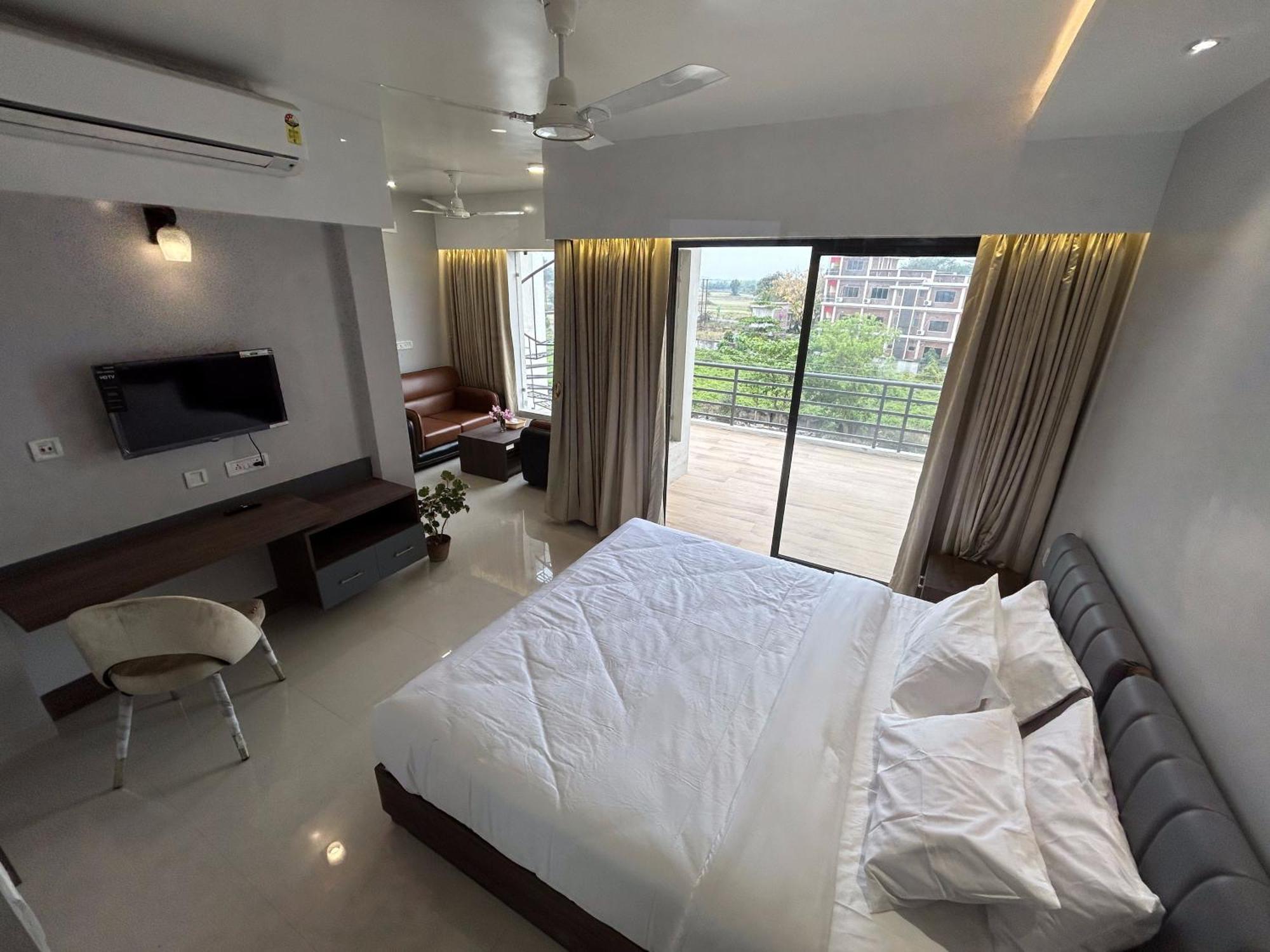 The Pearl Club Resort Shānti Niketan Kültér fotó